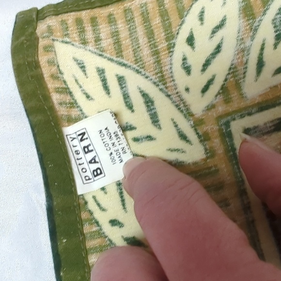 Pottery Barn 100% Cotton Fruit Print Napkins Set Of 4 Orange, Pear, Grapes - Picture 5 of 6